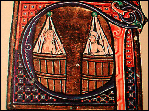 Illustration enluminure femmes nues dans bains publics cuves d'eau moyen age