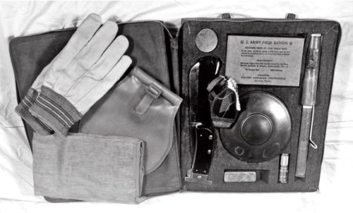 kit de survie de série B-4 par l'AAF pendant la seconde guerre mondiale