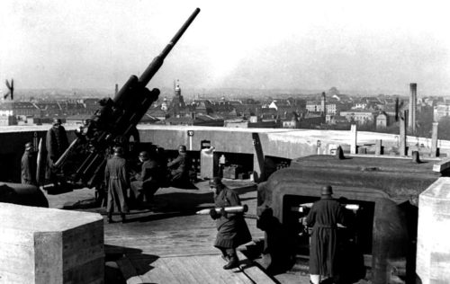 tour-flak-du-Zoo-de-Berlin-pendant-la-seconde-guerre-mondiale