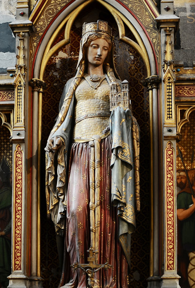 Statue-de-l'autel-de-la-chapelle-Sainte-Clotilde-Photo-de-Basilique-Sainte-Clotilde-Paris